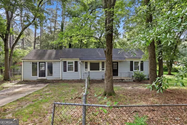 Expensive Moore H G Real Estate