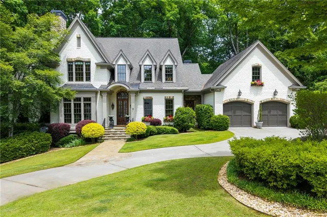 Popular Historic Brookhaven Real Estate