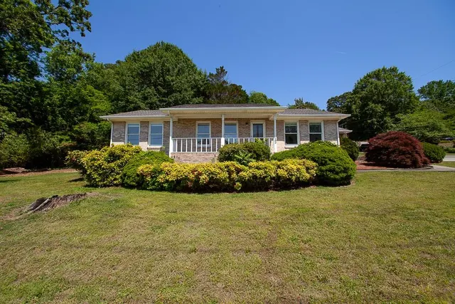 Cheap Barrington Place Real Estate
