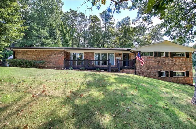 Popular BROOKWOOD Real Estate
