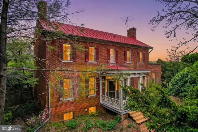 Expensive Sperryville Real Estate
