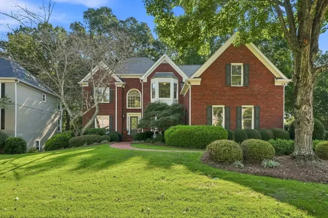 Popular Lost Forrest Real Estate