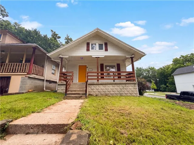 Cheap Llewellyn Place Real Estate