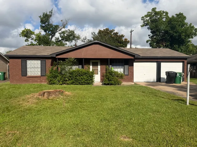 Popular Melrose Park Sec 02 Real Estate