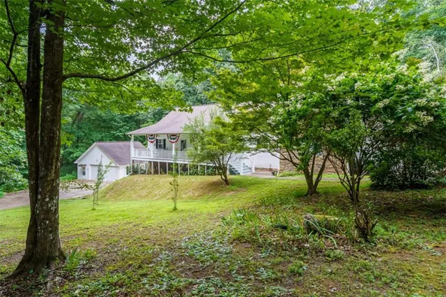 Popular Crabapple Estates Real Estate