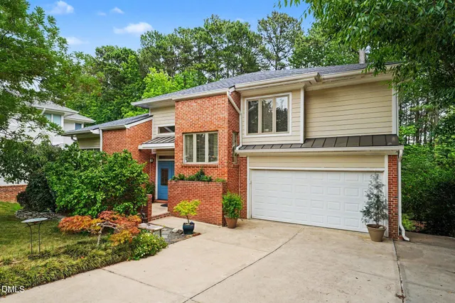 Popular Sherborne Real Estate