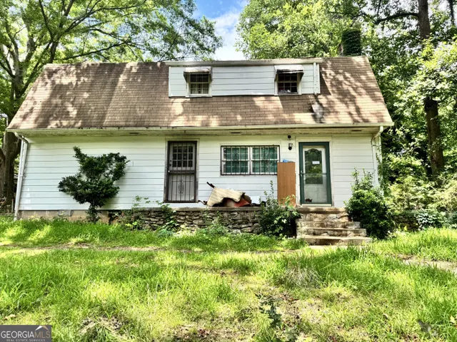 Cheap Fortified Hills Real Estate