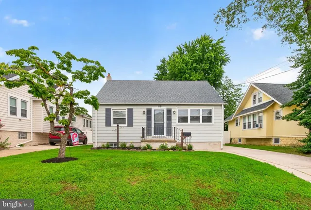 Popular Emerald Hills Real Estate