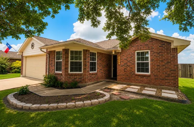Popular BANBURY CROSS Real Estate
