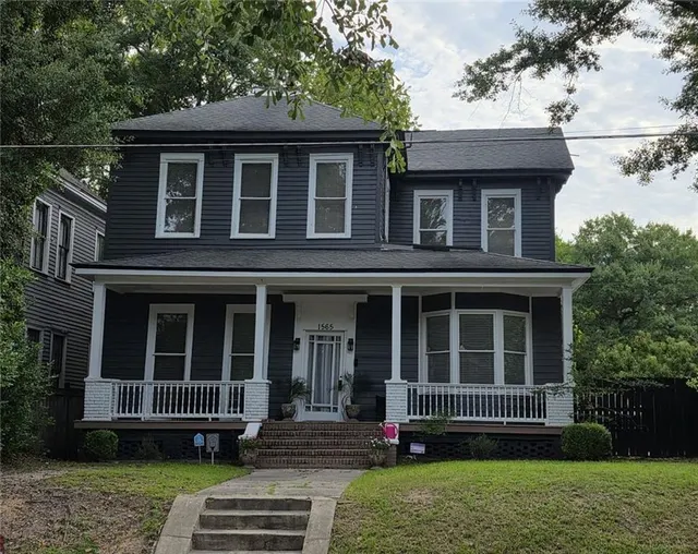 Popular HUGUENIN LINDEN Real Estate
