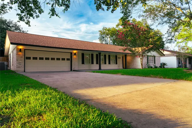 Popular Graywood Sec 01 Real Estate