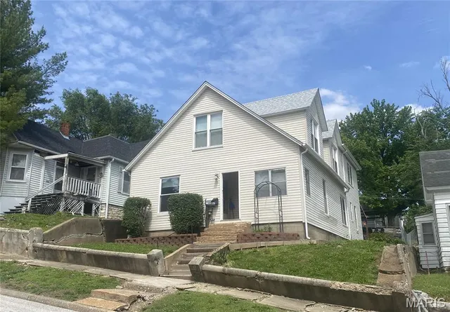 Popular Park Place Real Estate