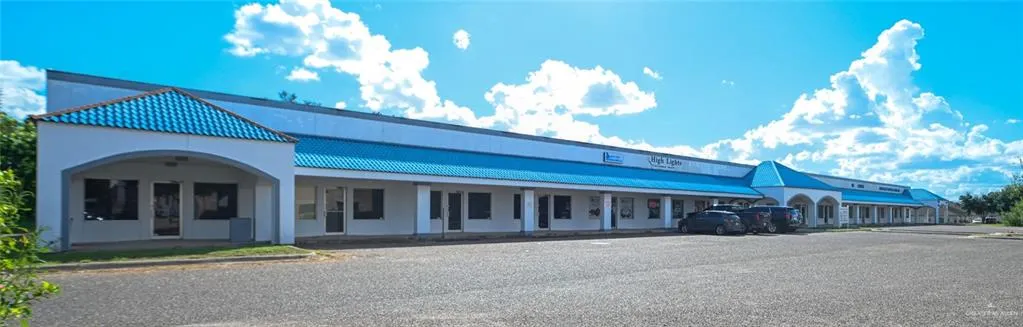 1125 James St, Weslaco, TX 78596