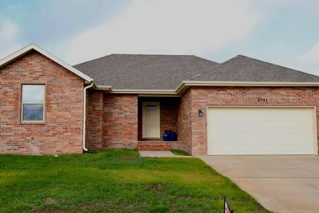 Popular Bolivar Real Estate