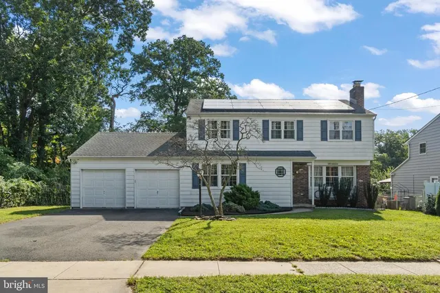 Popular Rosewood Real Estate