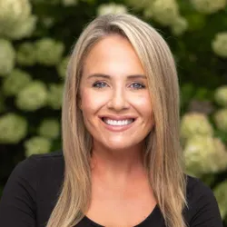 Jennifer Rose Pooley Photo