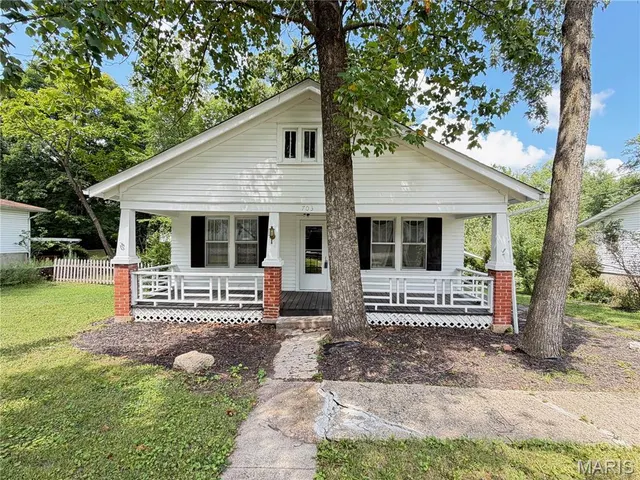 Expensive McMurtreys Add Real Estate