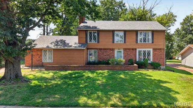 Popular Oak Tree Farm Real Estate