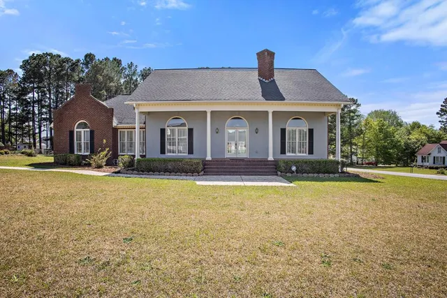 Popular Creekmoor Real Estate