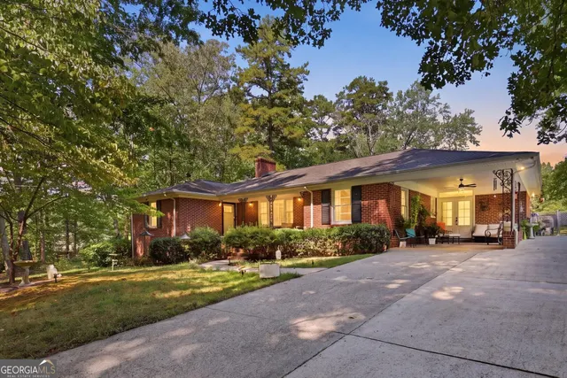 Popular DOGWOOD HILLS Real Estate