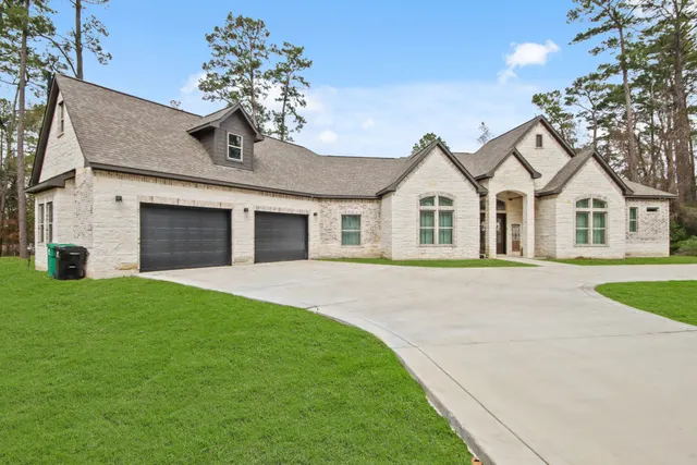 Popular Spanish Cove Real Estate