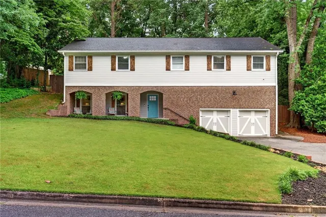 Popular North Springs Real Estate