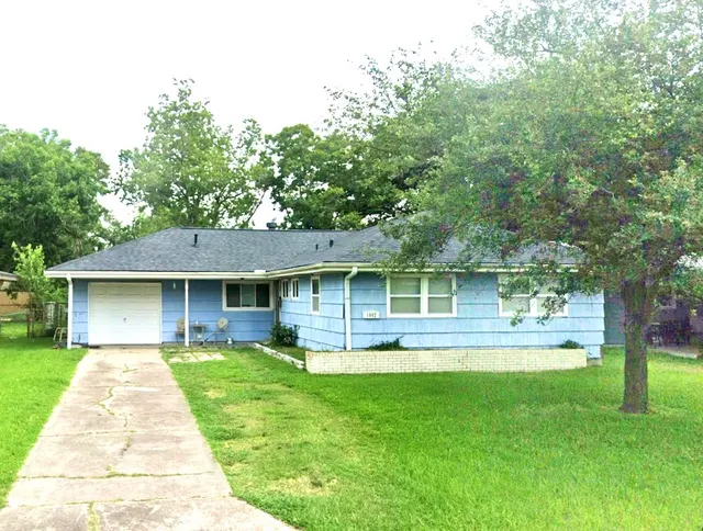 Popular Westview 2 Real Estate