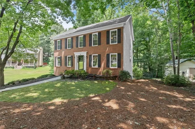 Popular WRENS RIDGE Real Estate
