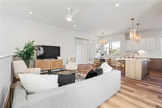 Popular NEW ORLEANS CRESCENT Real Estate