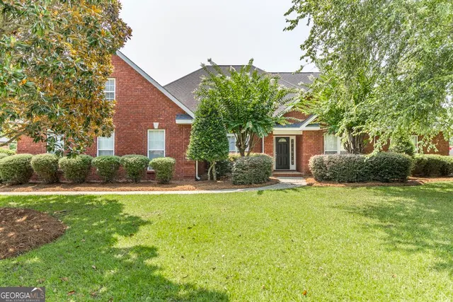 Cheap White Columns Real Estate