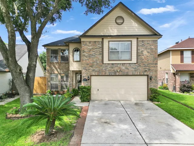 Popular Lincoln Green Estates Real Estate
