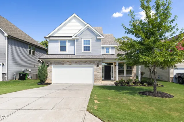 Popular Weavers Pond Real Estate