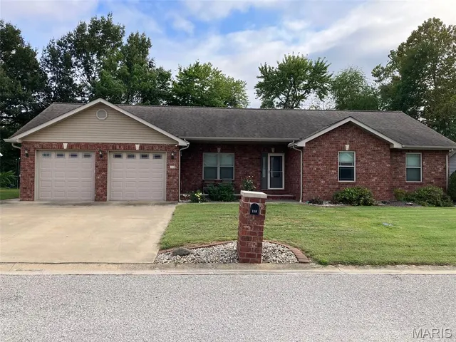 Popular Aviston Real Estate