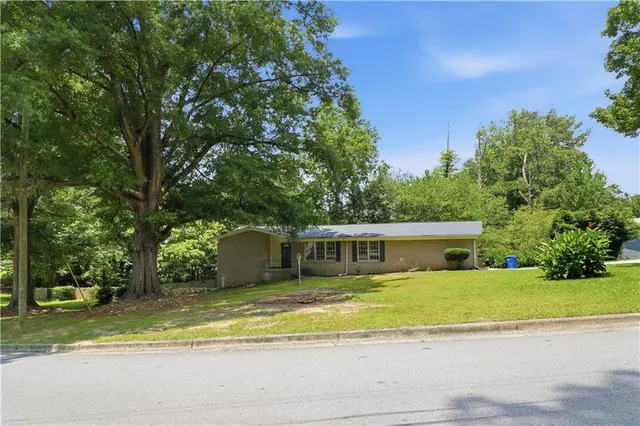 Popular Thornton Woods Real Estate