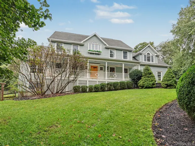 Popular Star Lea Farms Real Estate