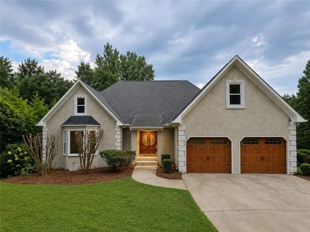 Popular Highland Pointe Real Estate