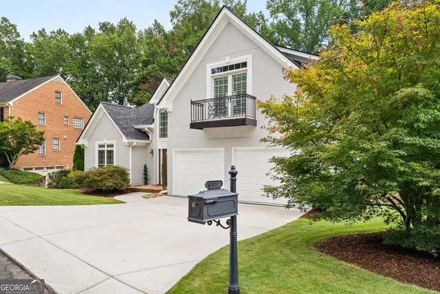 Expensive WOODHAVEN Real Estate