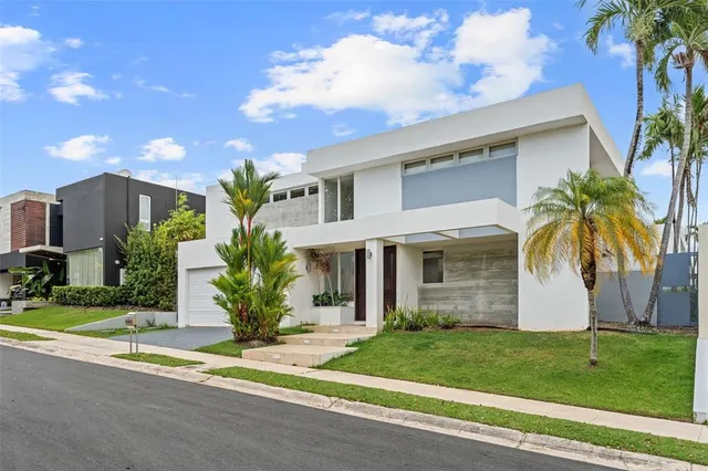 Popular TIERRA ALTA II Real Estate