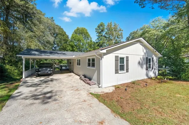 Popular Shadowood Real Estate