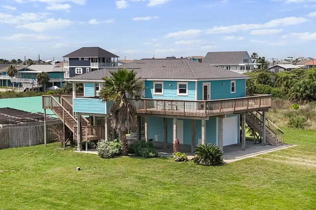 Popular Elisabeth Estates Real Estate