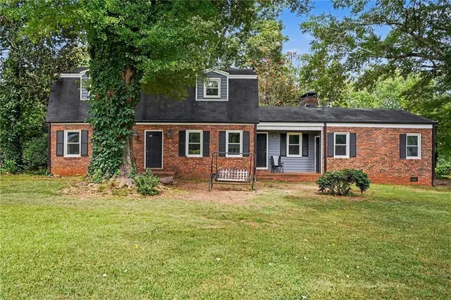 Popular TJ Bailey Real Estate