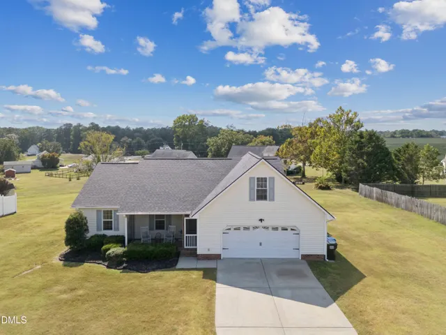 Popular Hunters Run Real Estate