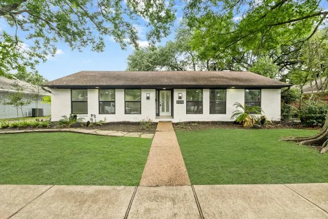 Expensive Barkley Circle Sec 02 Real Estate