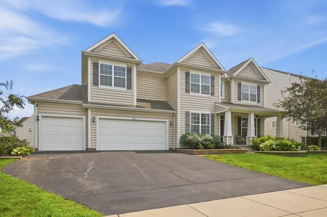 Popular Pinnacle Real Estate