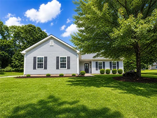 Popular KENZI PLACE Real Estate