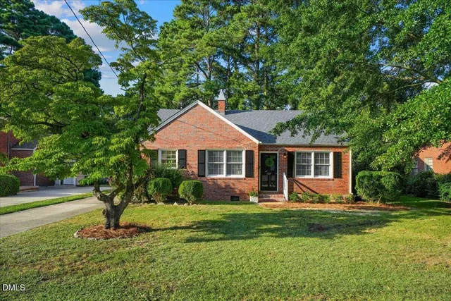 Popular Greenfields Real Estate