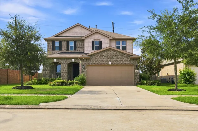 Popular Briscoe Falls Sec 5 Real Estate