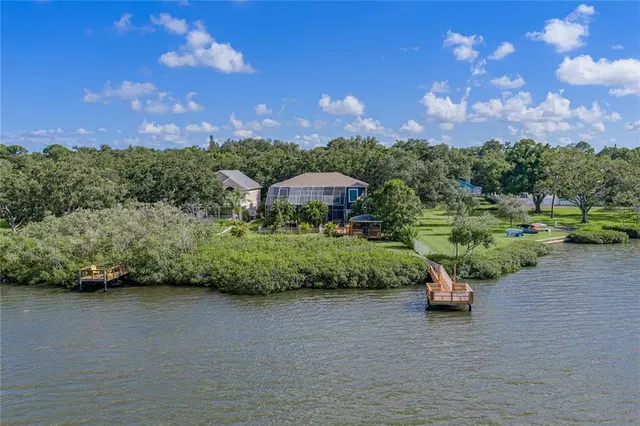 Popular BAYFRONT MANOR Real Estate