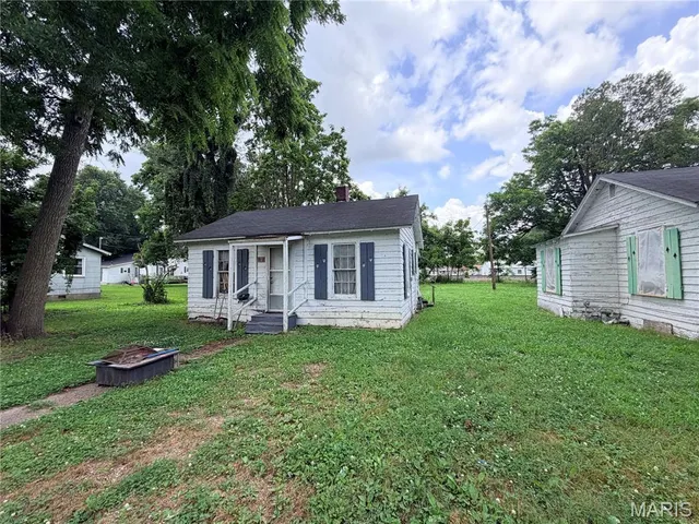 Cheap Portageville Real Estate