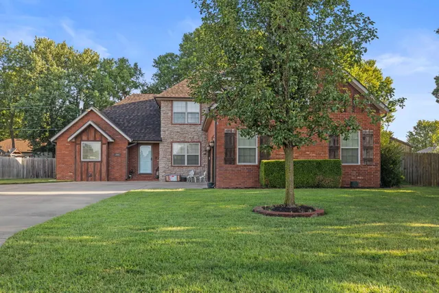 Popular White Oak Real Estate